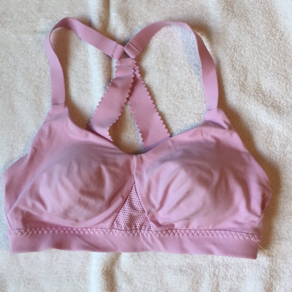 Never worn athleta sports bra